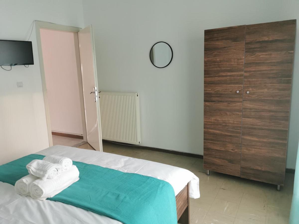 La Familia Apartments Olympiakí Aktí 외부 사진